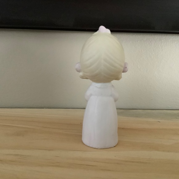Bridesmaid Precious Moments Ceramic Figurine - Picture 4 of 5